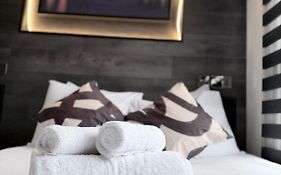 London Cosy Studio 10 Min To Underground And Train